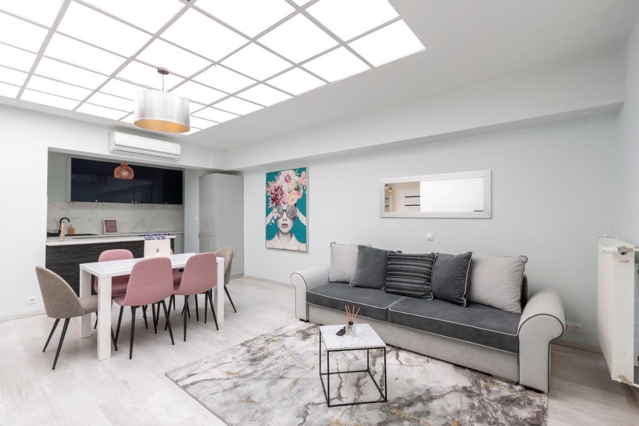 Luxurious Karoly Apartment In The Heart Of Budapest Exterior photo